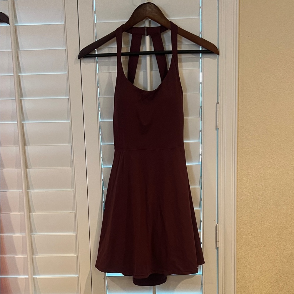 HALARA Backless Twisted Active Dress Fig